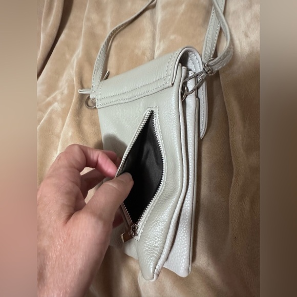 Befen leather phone bag in cream - Picture 4 of 7